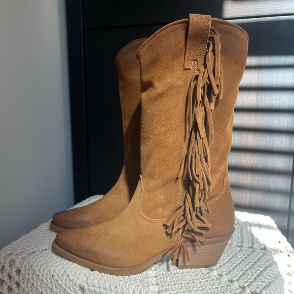 New in Box Sundance Dove Canyon Boots, Tan Suede size 40 EUR / 9 US - Picture 8 of 14